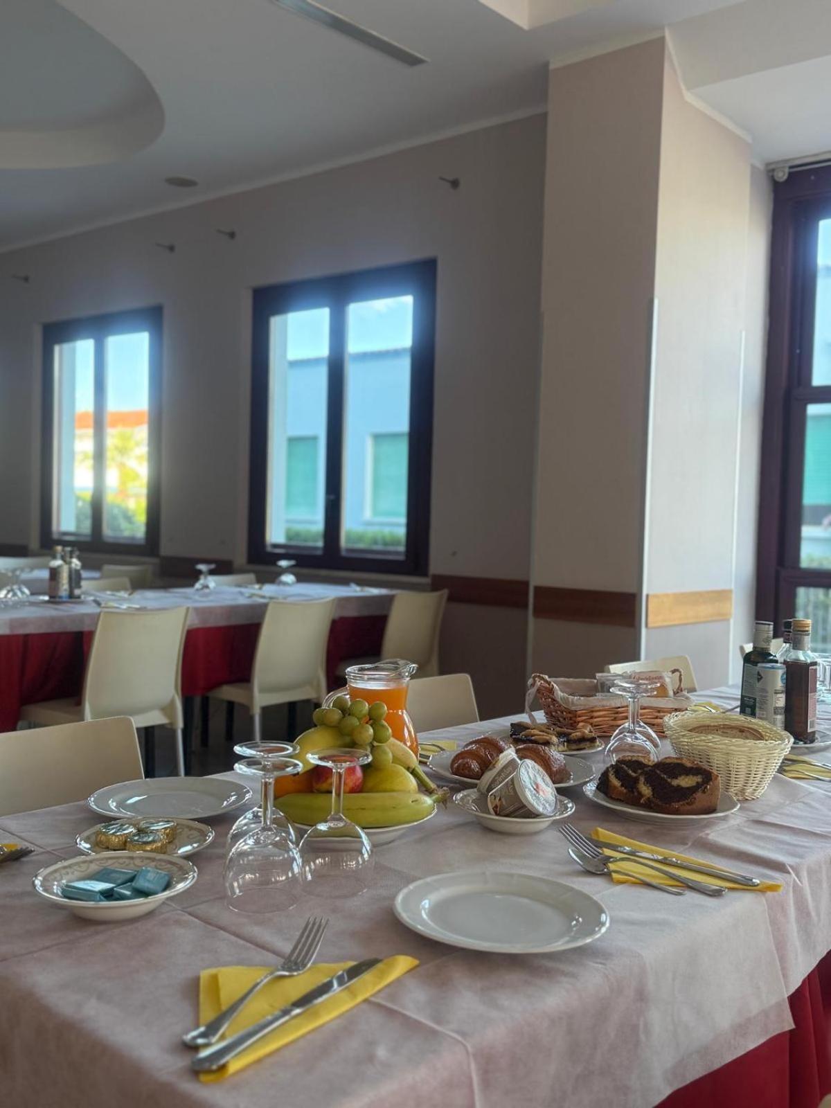 Hotel Spiaggia Villa Paola Bellaria-Igea Marina Luaran gambar